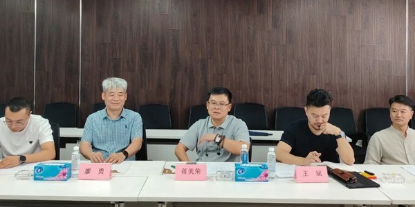 強(qiáng)強(qiáng)聯(lián)手！中建四局與貴陽市建筑設(shè)計院共商多領(lǐng)域合作